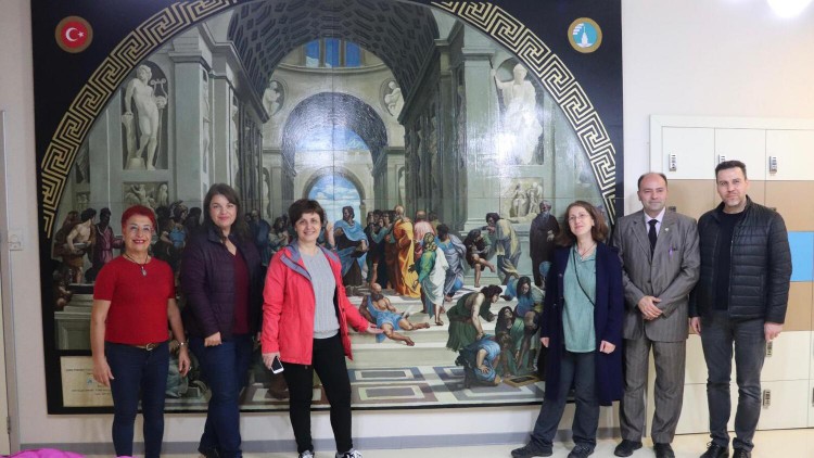 Atina Okulu Üsküdar Üniversitesi'nde