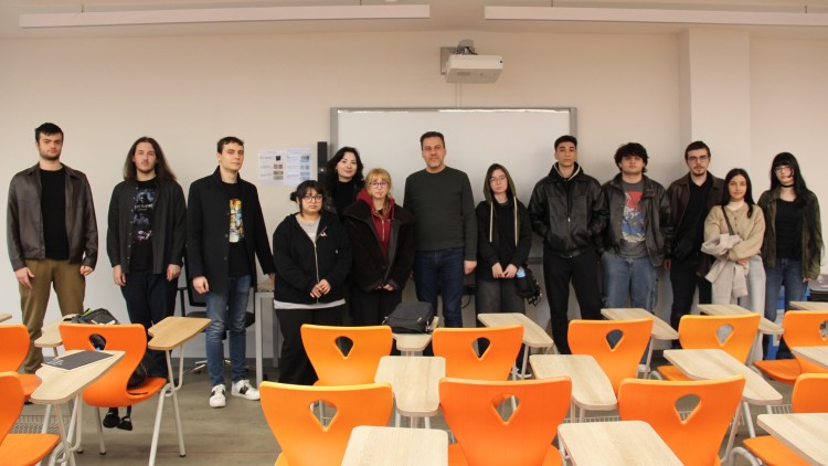 Doç. Dr. Cem Tutar, “Hoppers” filmini değerlendirdi