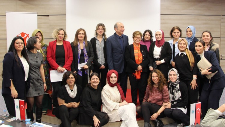 Çocukların sesi: Deprem sonrası yaşam sempozyumu düzenlendi