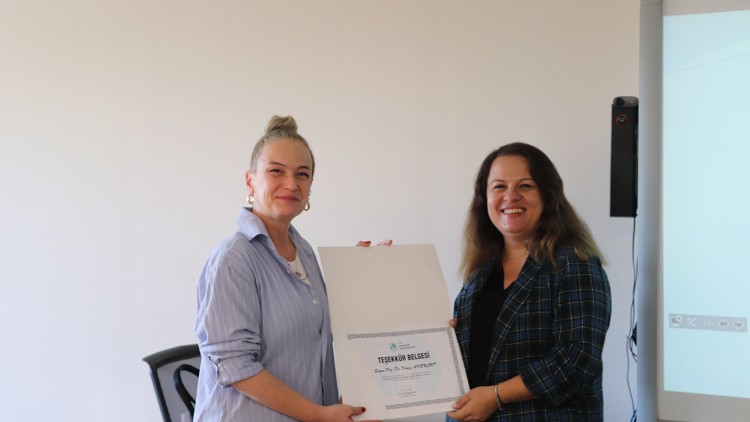 "Cumhuriyet Döneminden Bugüne Halkla İlişkiler" etkinliği gerçekleşti