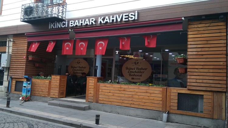 Emekliler İkinci Bahar'da buluşuyor