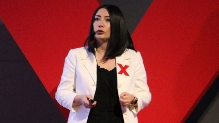 Doç. Dr. Aylin Tutgun Ünal: "Metaverse dendiği zaman bunun bir ekosistem olduğunu anlıyoruz"