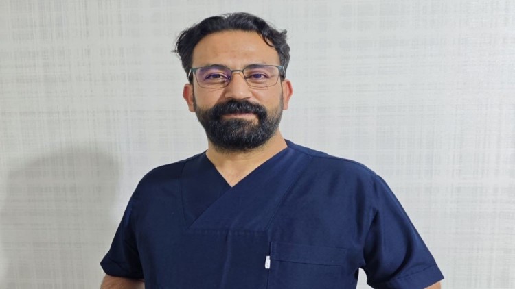Fizyoterapist Sedat Yıldız: Dijital dünya, sağlığımızı tehdit ediyor!