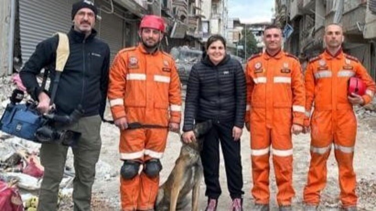 Gazeteci Elif Altın: İnsanların yaşadıklarına şahit olmak, kimi zaman yaptığım işi bile sorgulattı