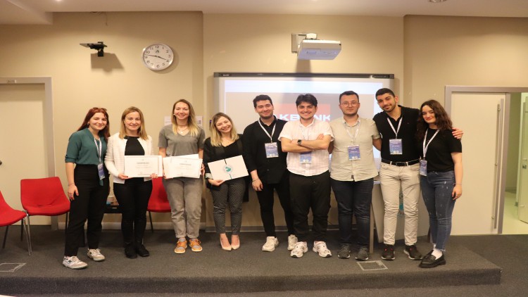 Genç iletişimciler “Akbank ile Kurumsal İletişim” etkinliğinde buluştu