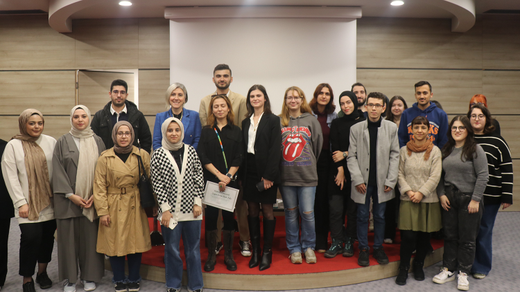 Üsküdar İletişim'de düzenlenen haber atölyesine yoğun ilgi