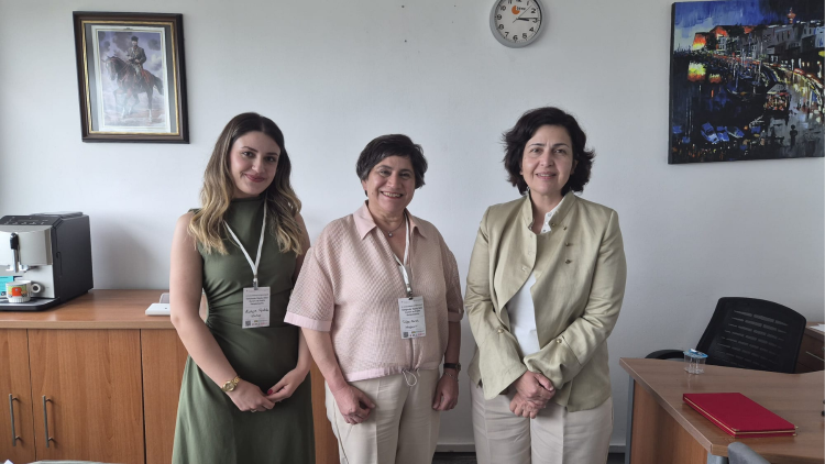 İFİG Sempozyumu’nun yüz yüze 4. oturumunda yapay zekânın iletişim, siyaset ve hukuk alanındaki etkileri ele alındı