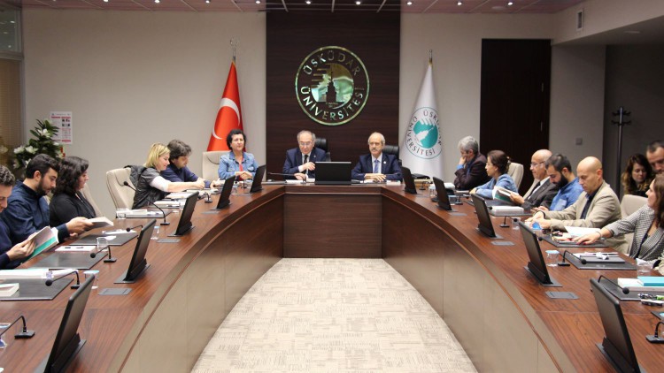 İletişim Fakültesi Akademik Kurulu eğitim yılının ilk toplantısını yaptı