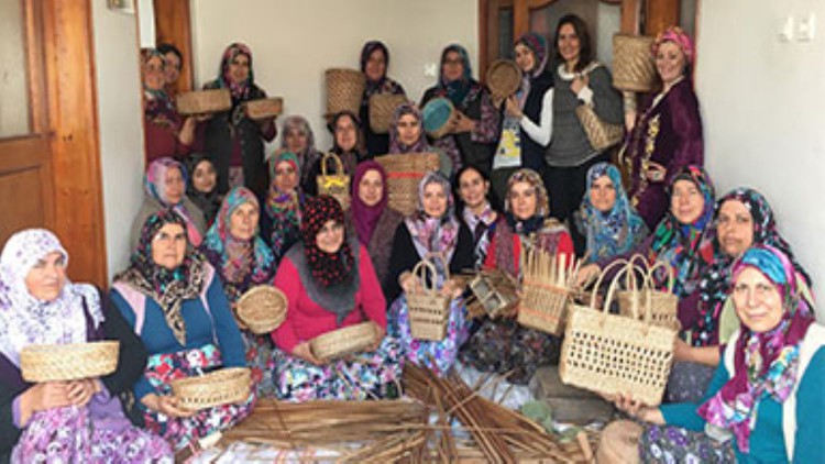 Kadın girişimcilere destek oluyorlar