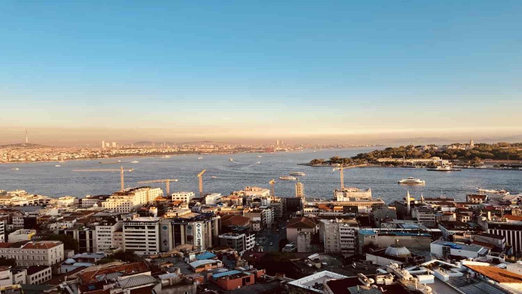 “Life ends, but Istanbul never will!”