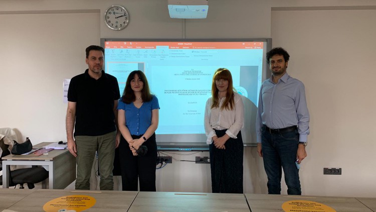 Medya ve Kültürel Çalışmalar yüksek lisans öğrencileri tezlerini başarıyla savundu