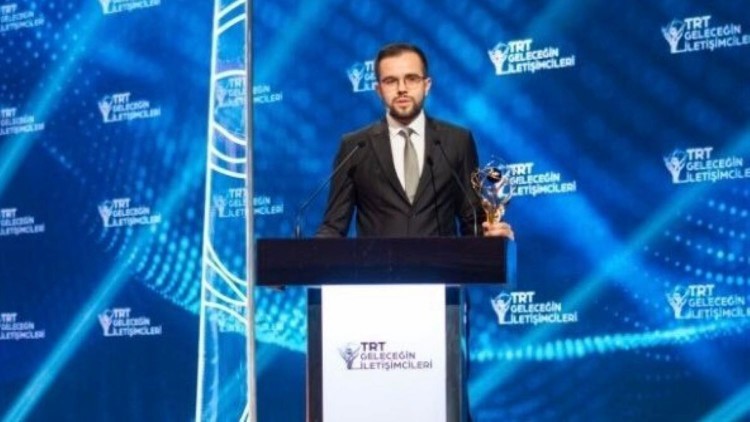 Ödüllü öğrenci Muhammed İkitepe: “Benim için başarı bir noktaya ulaşmak değil, oraya giden yolda olmaktır”