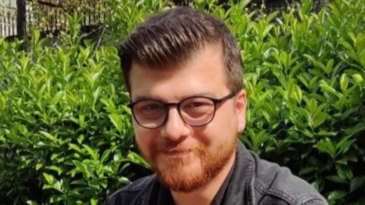 Oğuz Bakır: Serbest gazeteciliğe tahminen herkes gibi mecburi sebeplerden başladım