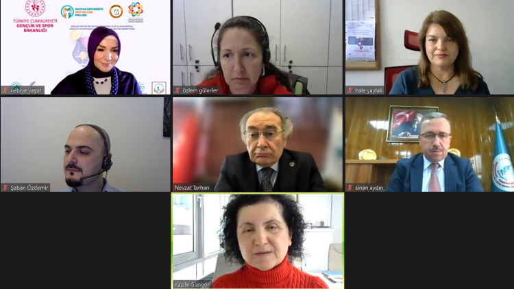 Okuyan Üniversite-Okuyan Lise Projesi törenle başladı