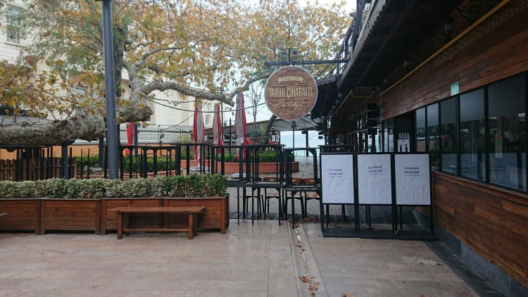 Pandemi sürecinde Çengelköy esnafı da dertli