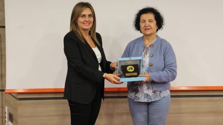 Üsküdar İletişim'de dekanlık devir teslim töreni