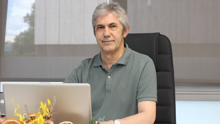 Prof. Dr. Süleyman İrvan: Her gün yeni iletişim meslekleri ortaya çıkıyor