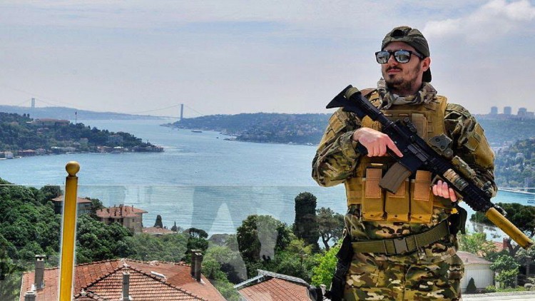 Şehre 30 dakika uzaklıkta savaş: Airsoft