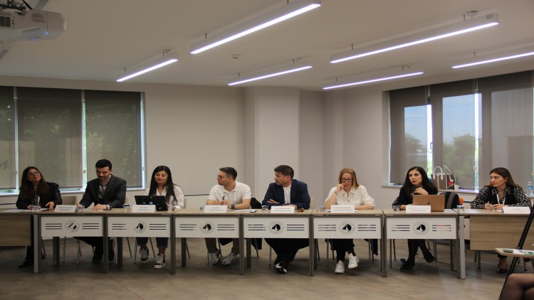 İFİG Sempozyumunun 10. oturumunda yapay zeka, medya ve veri sömürgeciliği tartışıldı