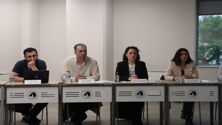 Sempozyumun 11. oturumunda dijital dönüşüm, medya ve gündelik hayat konuları ele alındı