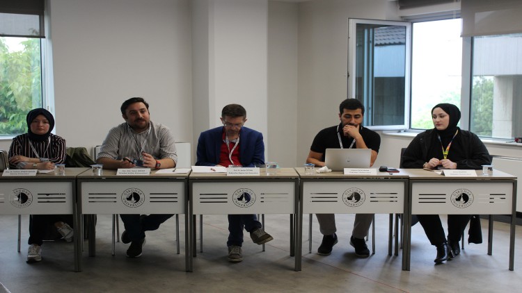 Sempozyumun 20. oturumunda dijital çağda televizyon ve sinema konuları ele alındı