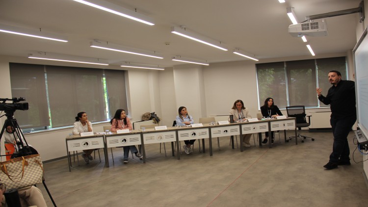 İFİG Sempozyumunun 9. oturumunda dijitalleşme, sosyal medya ve toplum tartışıldı