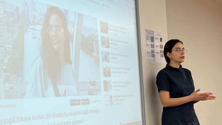 Serbest gazeteci Ayşegül Erkaya Arslan, Üsküdar İletişim’de deneyimlerini paylaştı