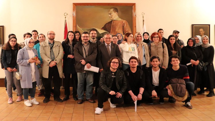 Tarih öğrencileri tarihi yarımadada