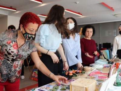 Üsküdar İletişim'de sergi açılışı yapıldı.