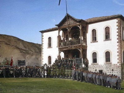 Yüz yıllık fotoğraf hazinesi