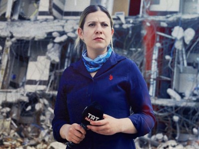 Gazeteci Damla Bürçeler ile deprem bölgesinde yaşadıklarını konuştuk.