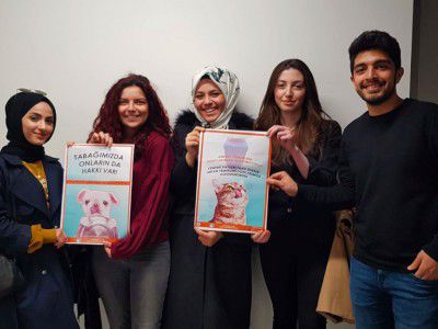 Halkla İlişkiler öğrencilerinden artan yemeklerin  sokak hayvanlarına ulaştırılmasını hedefleyen ‘Çöpe Değil, Cana’ projesi