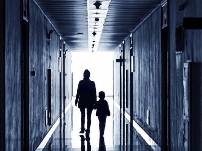 Cezaevlerinde anneleriyle birlikte kalan 743 çocuk bulunuyor