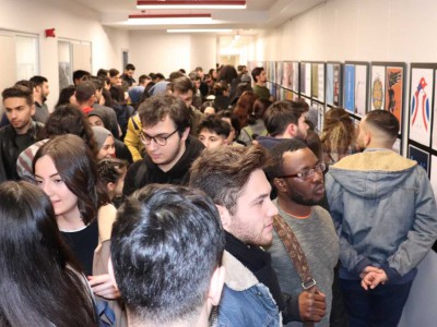 İnsan Hakları Evrensel Bildirgesi'nin 71. yıl dönümü nedeni ile düzenlenen ve dünya genelinden 100 tasarımcının eserlerinin sergilendiği