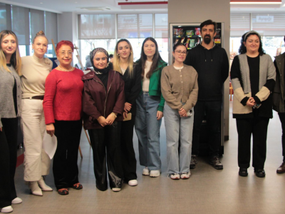 Haber-Fotoğraf: Rıdvan Emir Altıntaş

Halkla İlişkiler ve Tanıtım Bölümü öğrencilerinin yürüttüğü sosyal sorumluluk projesi kapsam