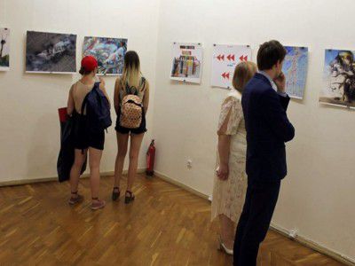 Prof. Hasip Pektaş'ın çalışması Dejavu-Odessa sergisinde