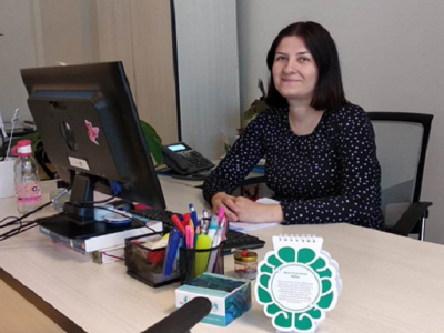 Türkiye'de son zamanlarda ismini duyuran sezaryen sonrası vajinal doğum ile ilgili Dr. Öğretim Üyesi Özen Esra KARAMAN ile görüştük.