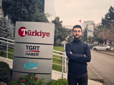 Sosyal Medya bağımlılığı günümüzde en büyük sorunlardan biri. Peki bu sektörde çalışmak için neler gereklidir 'sosyal medyacı' nasıl olunur?