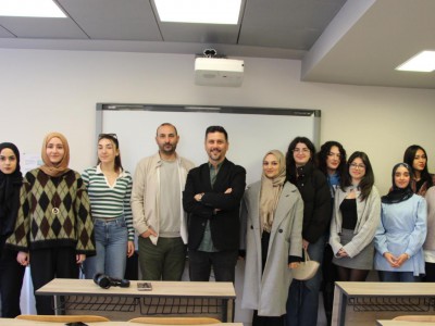 Üsküdar İletişim’de Öncü Özsu ile reklam yazarlığı atölyesi düzenlendi