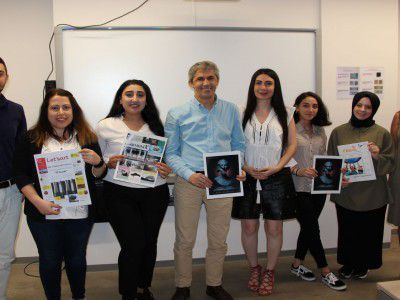 Yeni Medya ve Gazetecilik öğrencileri proje ve tezlerini jüri önünde sundu