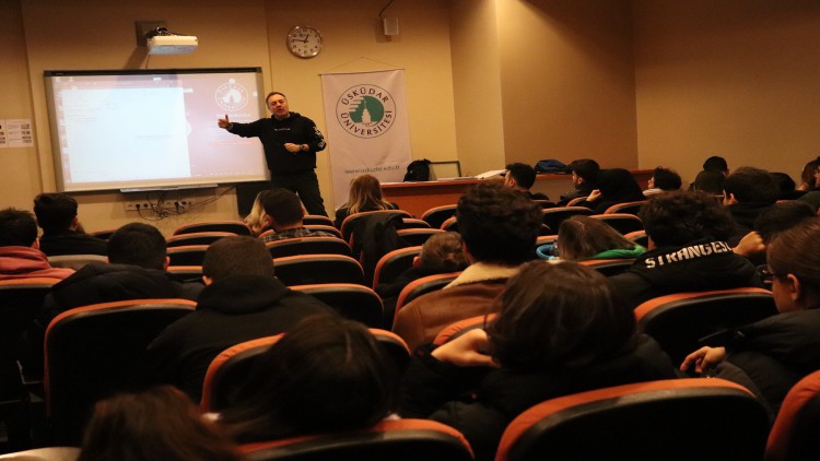 Üsküdar İletişim Sınav Koleji öğrencilerini ağırladı