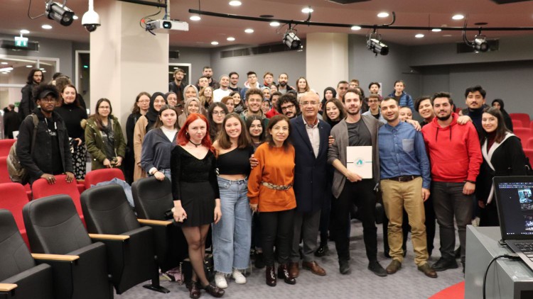 Üsküdar İletişim’de jenerik tasarımı ve sanat konuşuldu