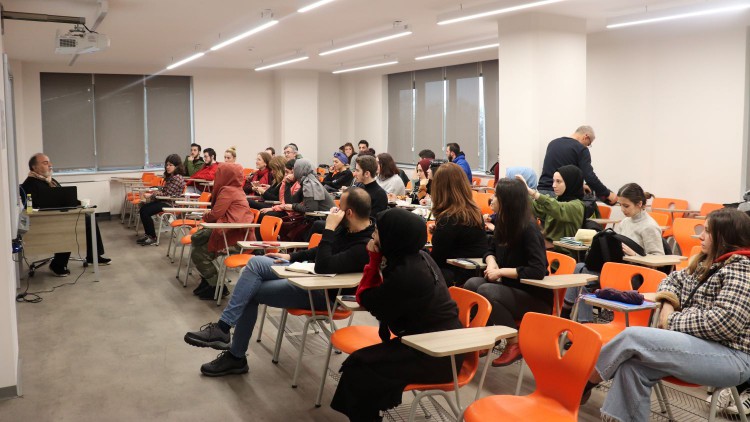 Üsküdar İletişim’de Venüs’ün Doğuşu tablosu çözümlendi