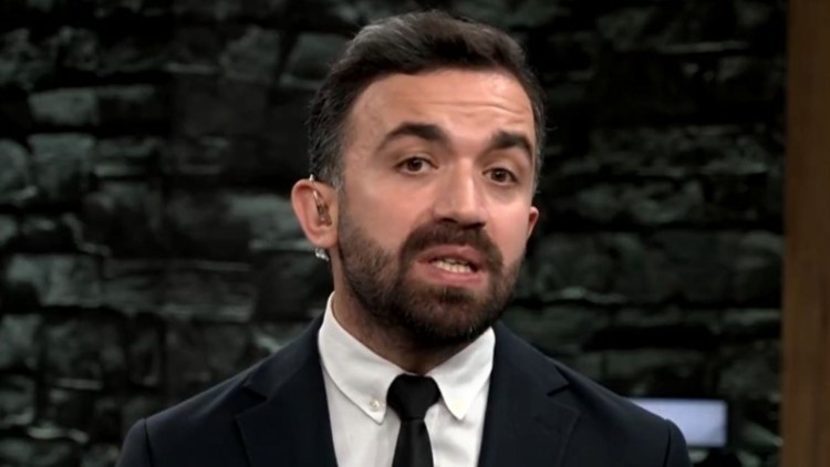 Yaşar Özer: Podcast’i radyonun kuzeni gibi görüyorum