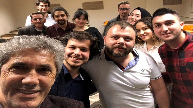 Yeni Medya ve Gazetecilik yüksek lisans programı alanında ilk ve tek