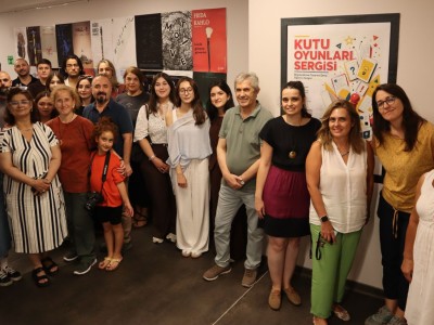 Kutu oyunları sergisi