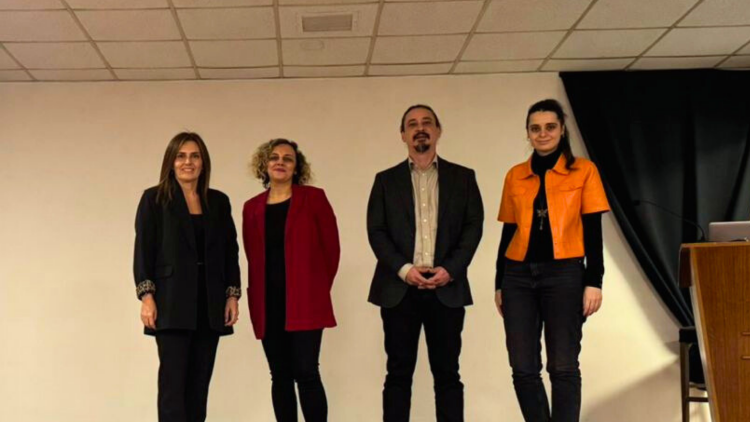 Üsküdar Üniversitesi akademisyenlerinden THY pilotlarına eğitim